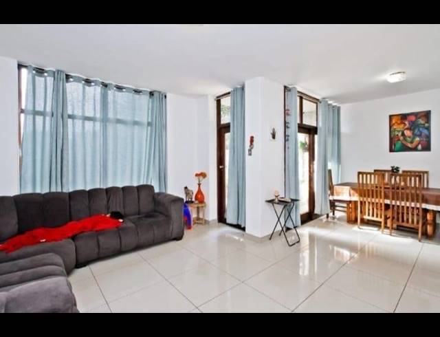 2 BEDROOM CLUSTER FOR SALE IN MORNINGSIDE